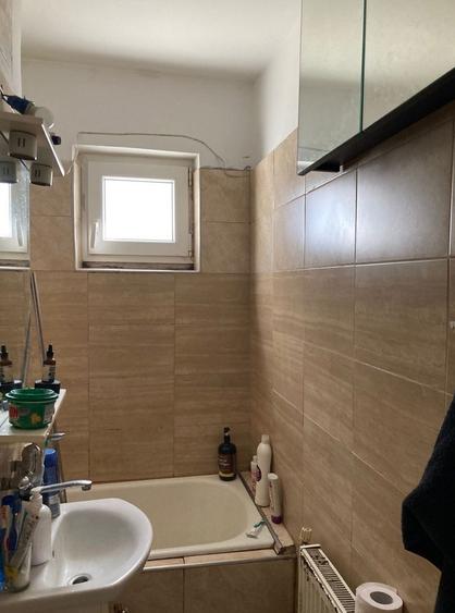 Apartament cu 3 camere semidecomandat în Mănăștur