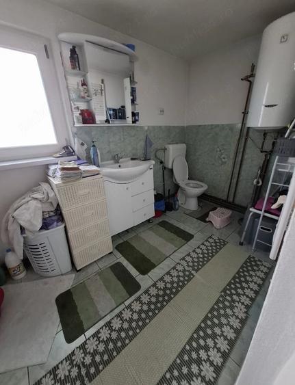Casă cu Teren 5000 Mp în Central