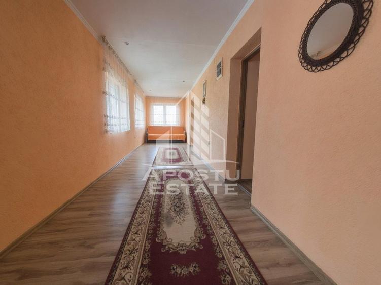 Casă individuală cu 3 camere cu Canalizare în Teremia Mare