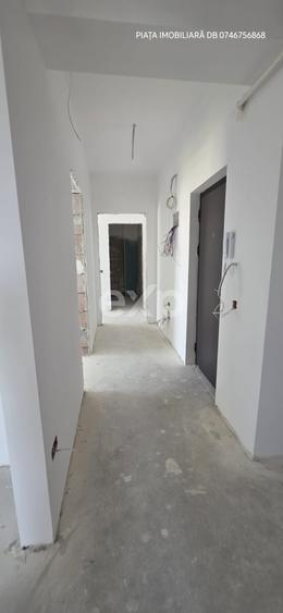 Apartament Nou cu 3 Camere și Vedere Panoramică spre Lacul/Parcul Chindia - 11