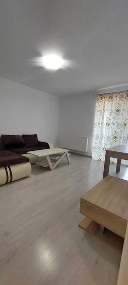 Apartament cu 2 camere decomandat în Valea Adâncă