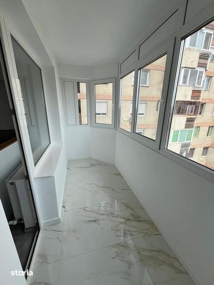 Apartament cu 4 camere decomandat în Centru Civic
