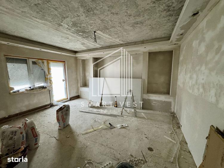 Apartament cu 3 camere decomandat, mobilat în Central