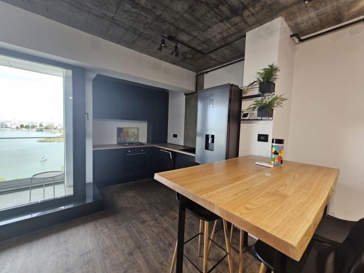 Apartament cu 3 camere decomandat în Tomis Nord