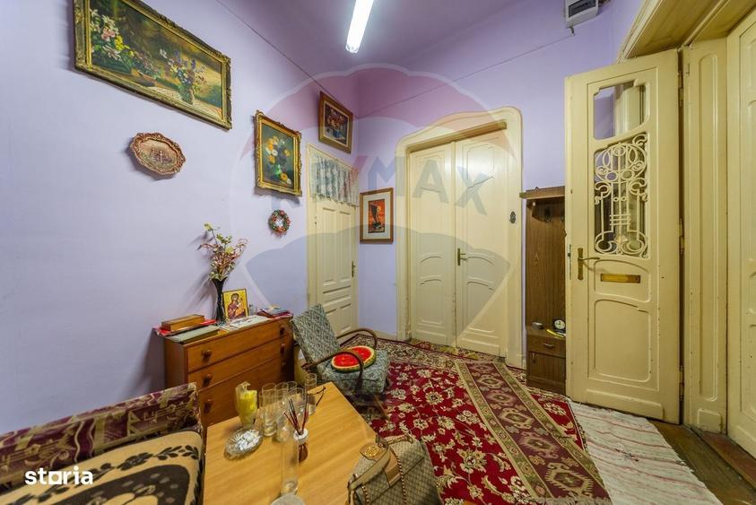 Apartament cu doua camere pe strada Episcopiei - 3