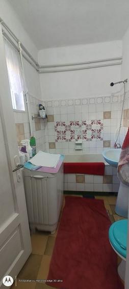 Casă individuală cu 4 camere cu Canalizare în Inel II