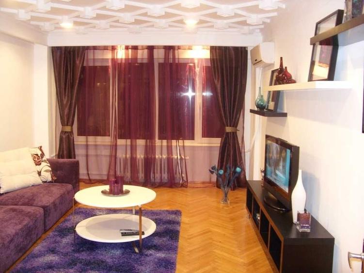 Apartament cu 3 camere decomandat în Ultracentral