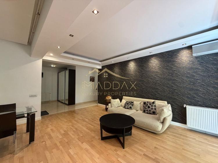 Apartament cu 3 camere decomandat, mobilat în Herăstrău
