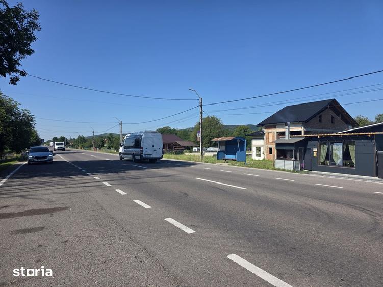 Teren de 3800 mp, în Țițești