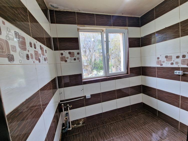 Garsonieră semidecomandată în Titan