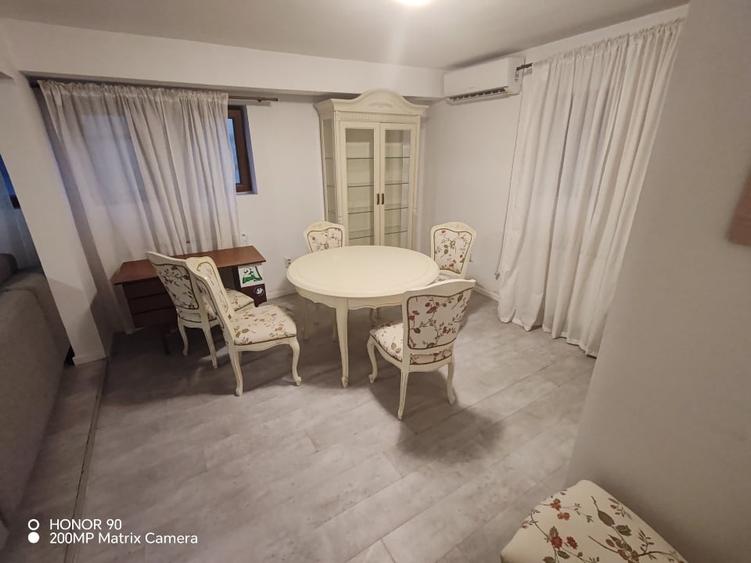 Apartament cu 2 camere decomandat în Floreasca