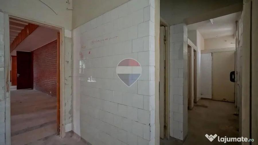 Spațiu comercial, de 973 mp, în Electroprecizia