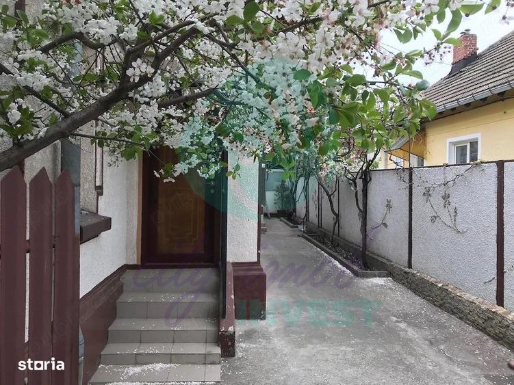 Casa pe parter, singura in curte, in Vatra Luminoasa - 4