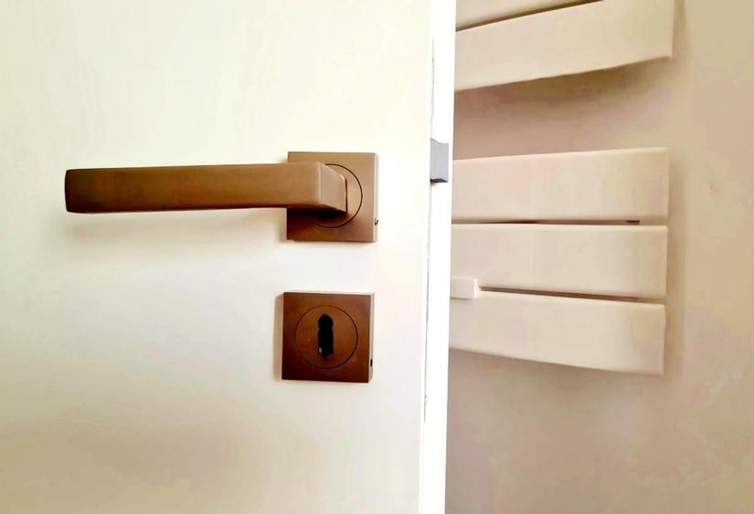 Apartament cu 3 camere decomandat în Timpuri Noi