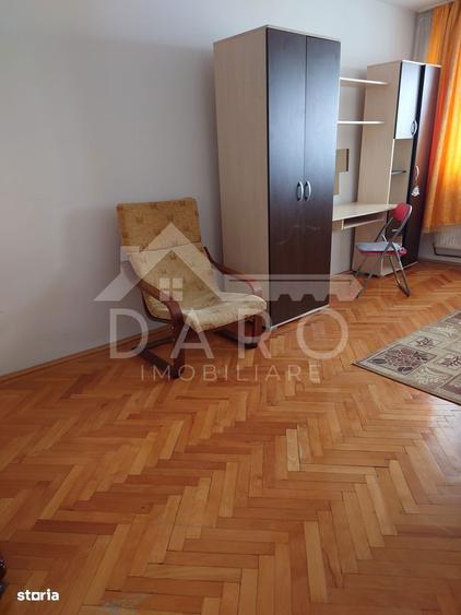 Apartament cu 2 camere decomandat în Aleea Carpați