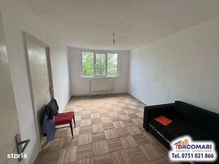 Apartament cu 3 camere decomandat în Țiglina 1