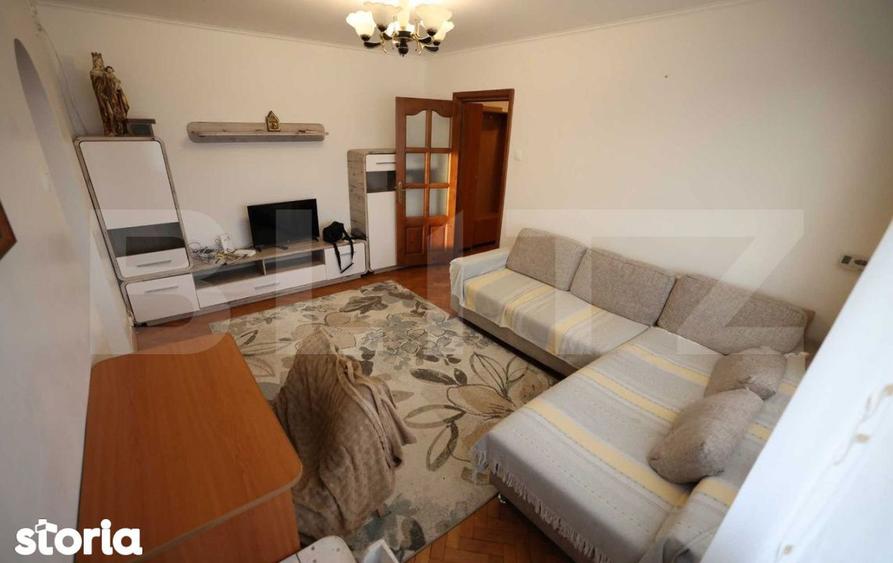 Apartament cu 2 camere, mobilat în Podu Roș