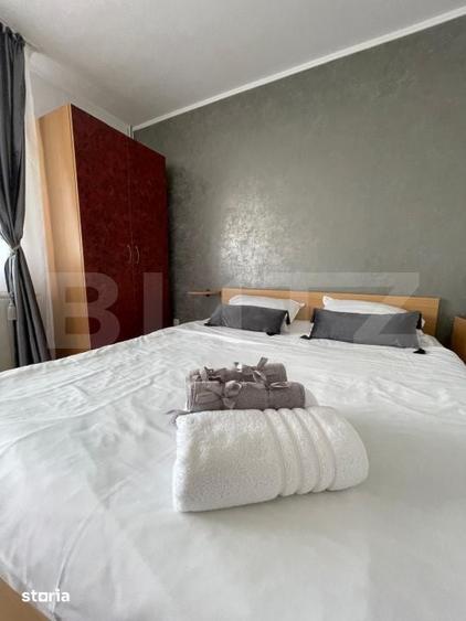 Casă cu 7 camere cu Teren 250 Mp în Central