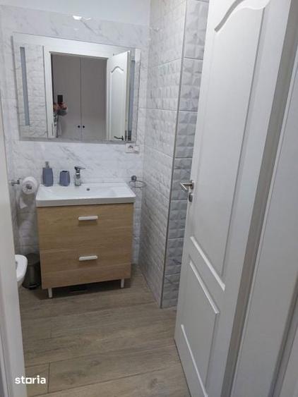Apartament cu 2 camere decomandat în Mărăști