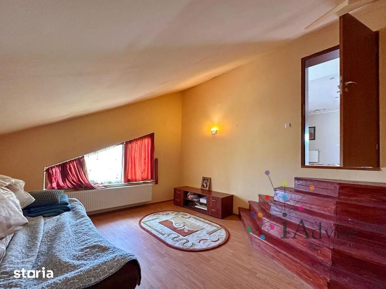 Casă cu 5 camere cu Teren 1500 Mp în Hălchiu