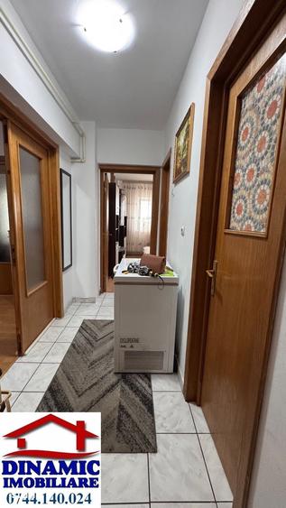 Apartament cu 2 camere decomandat în Central