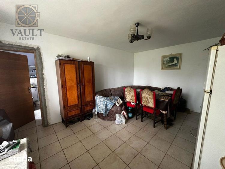 Casă cu 5 camere cu Canalizare în Frumușani
