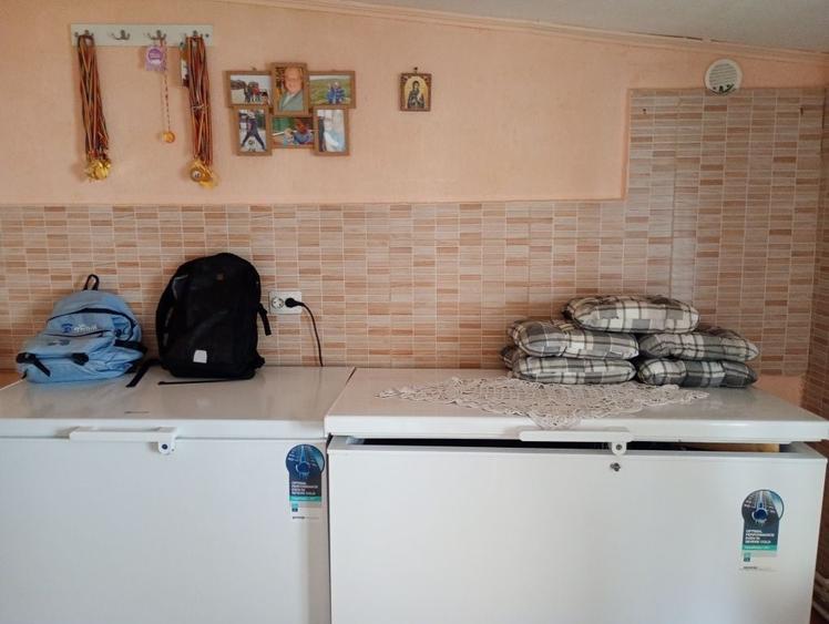 Casă cu 4 camere în Brătășanca