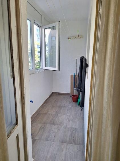 Apartament cu 2 camere decomandat în 1 Mai