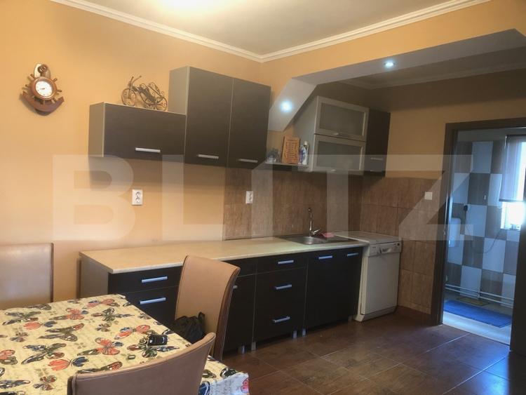 Casă individuală cu 5 camere cu Canalizare în Ciuperceni