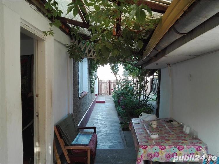 Casă cu 6 camere cu Teren 1000 Mp în Dumbrava