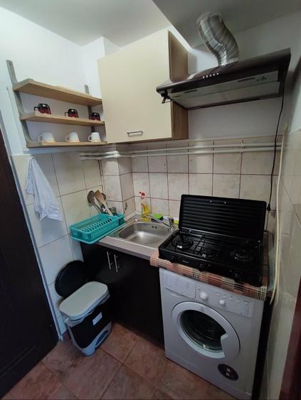 Garsonieră decomandată în UMT