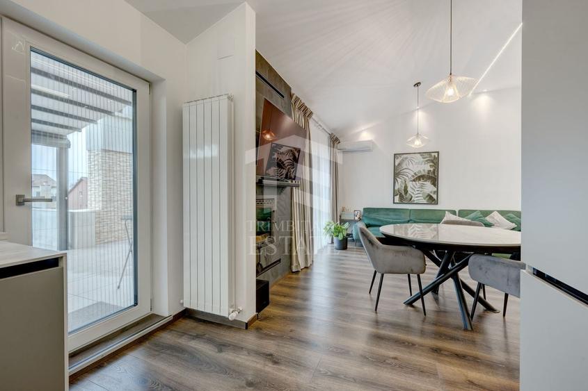 Apartament cu 3 camere semidecomandat, mobilat în Nord