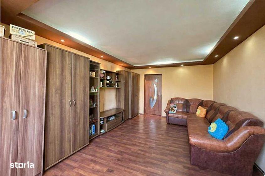 Apartament cu 3 camere în Micălaca