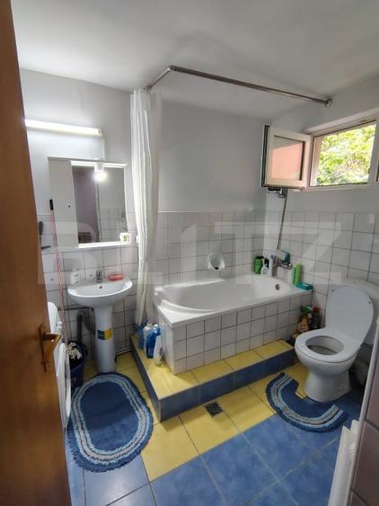 Casă individuală cu 2 camere cu Canalizare în Plopilor