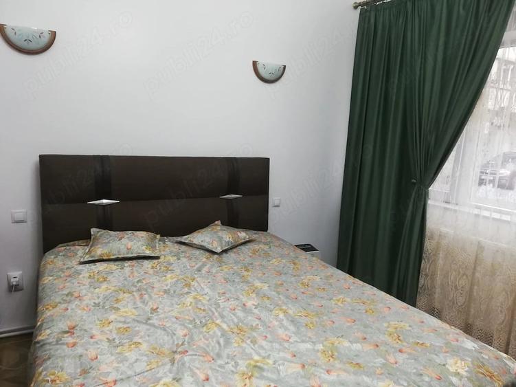 Casă cu 2 camere cu Teren 50 Mp în Tineretului
