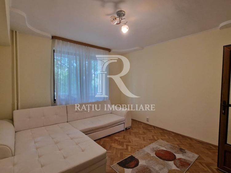Apartament cu 2 camere decomandat, mobilat în Spitalul Județean