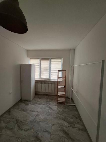 Colega de apartament  - 3