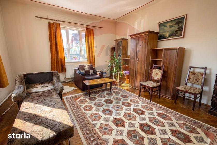 Casă cu 3 camere cu Teren 314 Mp în Central