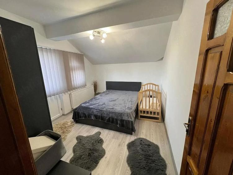 Apartament cu 3 camere decomandat în Chișoda
