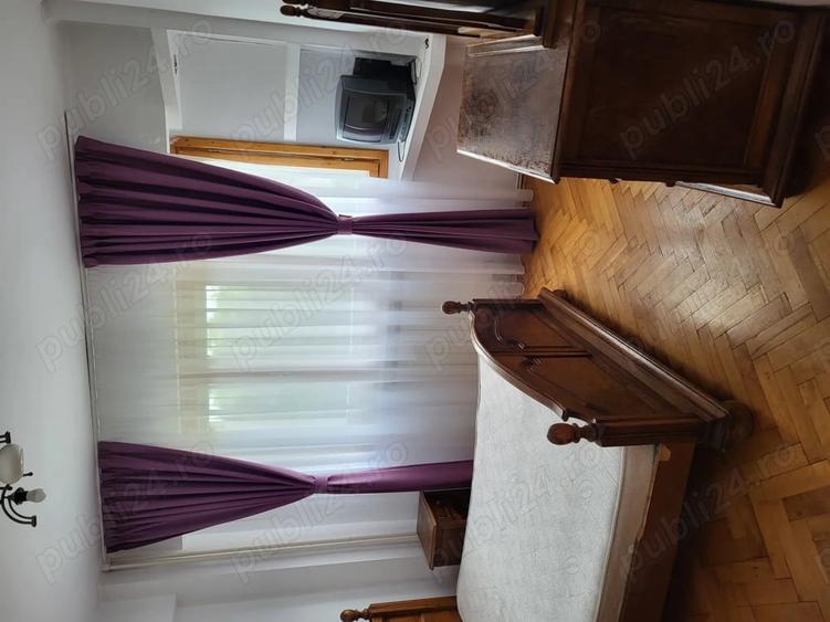 Apartament cu 4 camere decomandat în Central