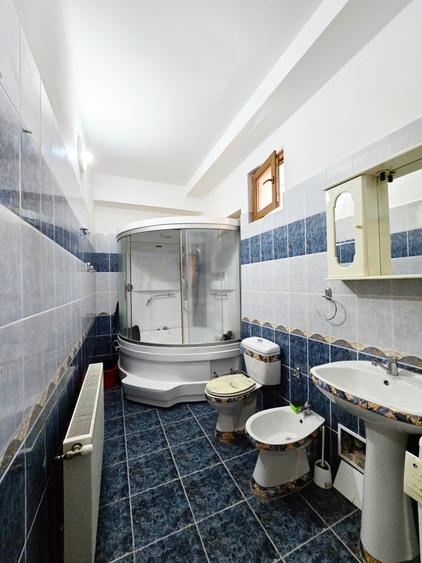 Apartament cu 3 camere în Ultracentral