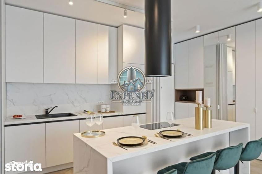 Apartament cu 2 camere semidecomandat în Văcăresti