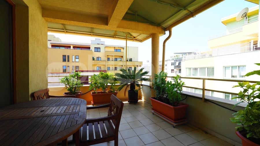 Apartament cu 4 camere decomandat, mobilat în Herăstrău