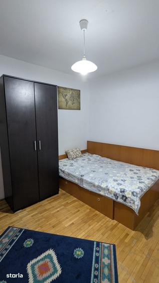Apartament cu 3 camere decomandat în Nerva Traian