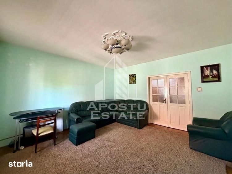 Apartament cu 4 camere, mobilat în Bogdăneștilor