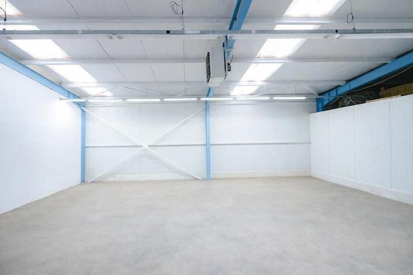 Spațiu comercial, de 595.7 mp, în Central