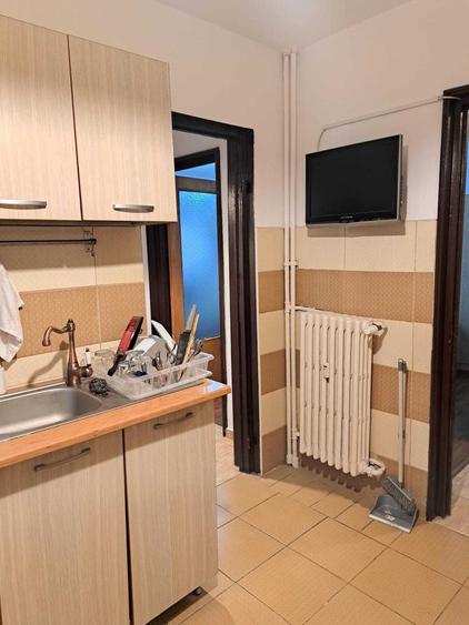 Apartament de inchiriat 2 camere semidecomandat | Drumul Taberei | Metrou Raul Doamnei | 370 - 1