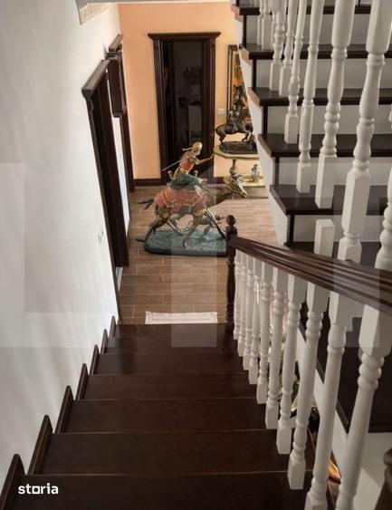 Casă cu 8 camere cu Teren 765 Mp în Ultracentral