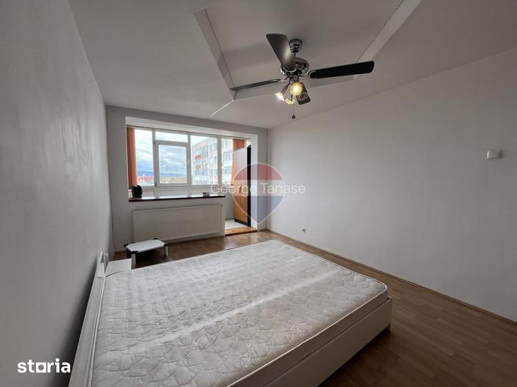 Apartament spa?ios 3 camere, 2 bai - Ciresica