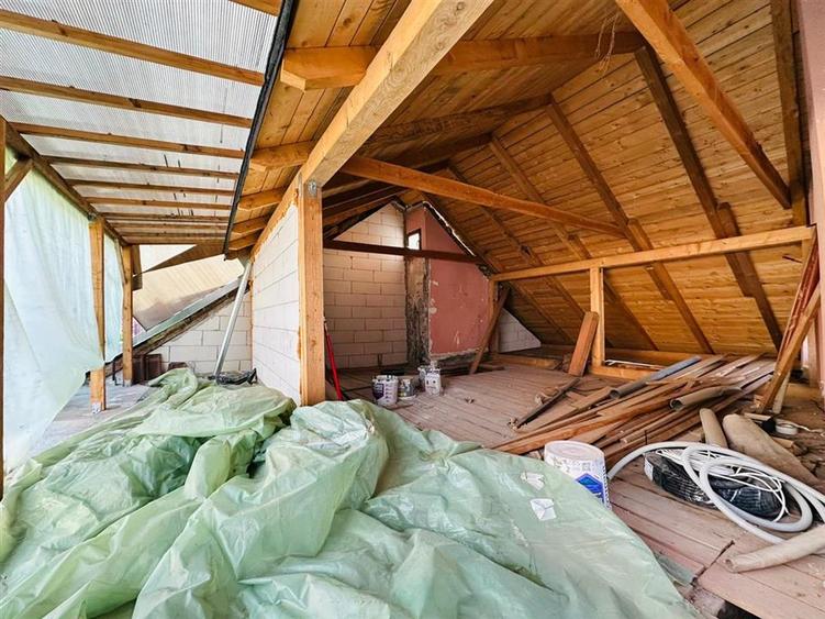 Casă cu 2 camere cu Teren 100 Mp în Ultracentral